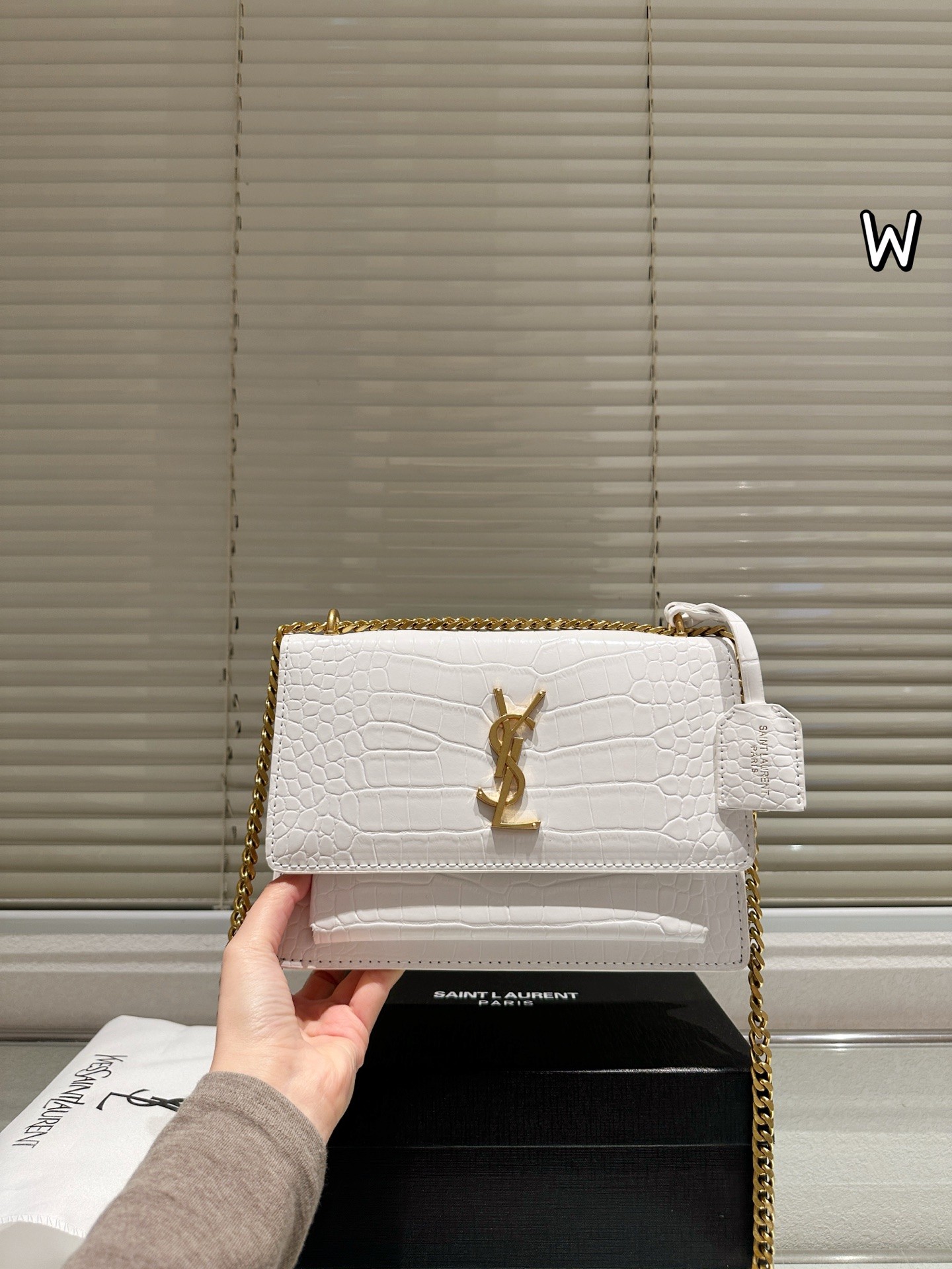 Sac moyen en cuir gaufré crocodile Saint Laurent Sunset