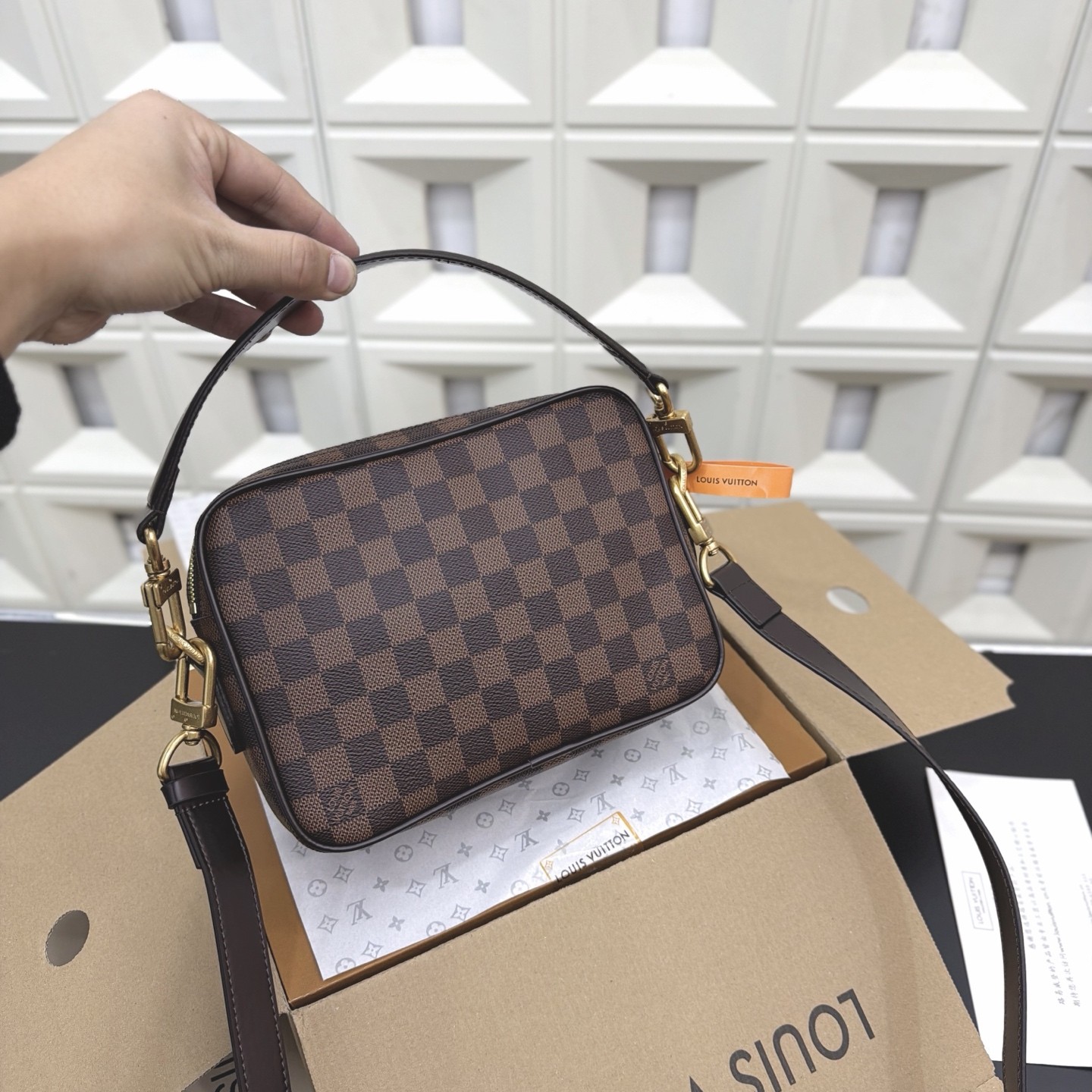 （Louis Vuitton） Damier Phriendship