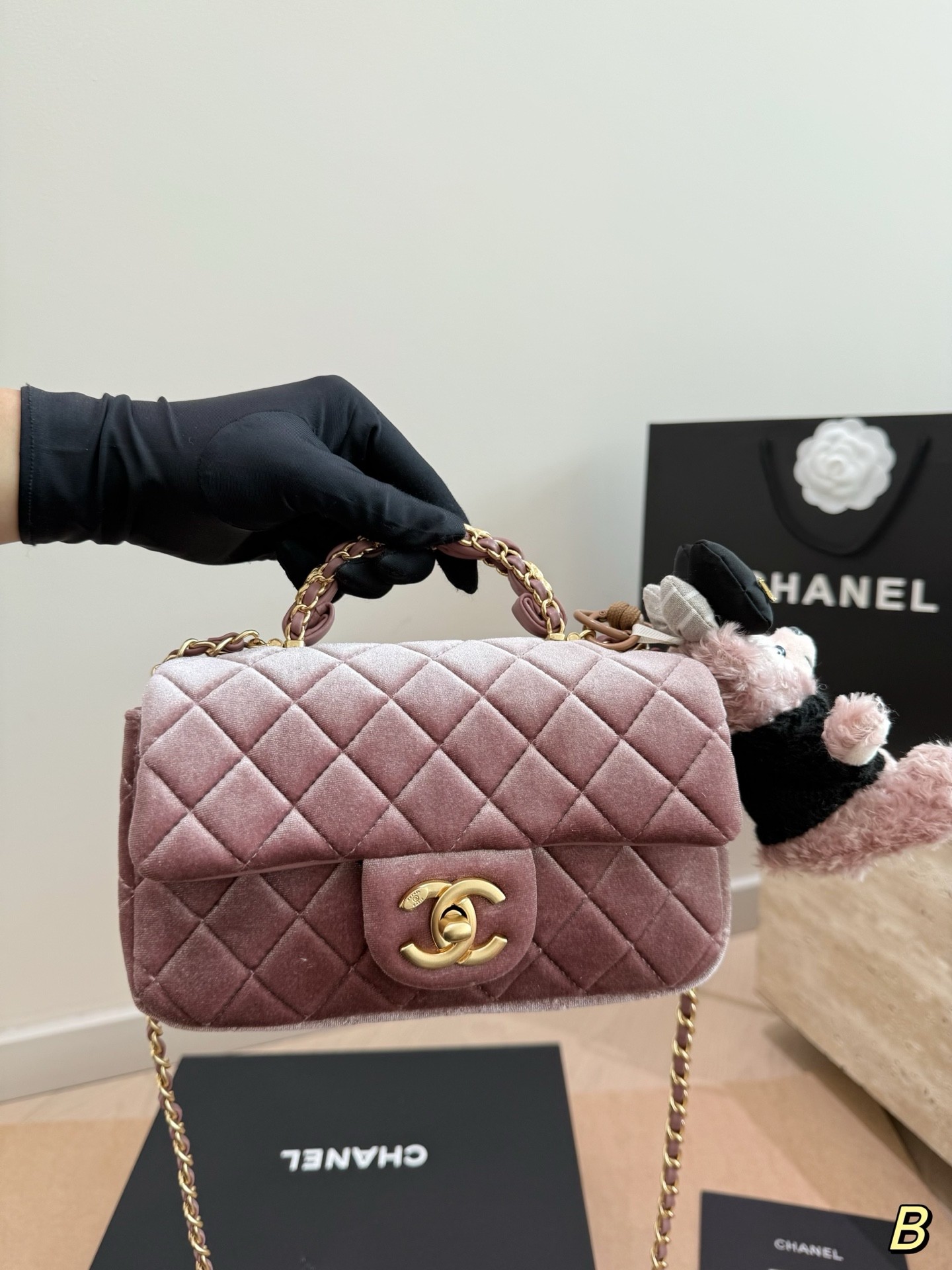 (Chanel) Velvet Mini Clutch Bag