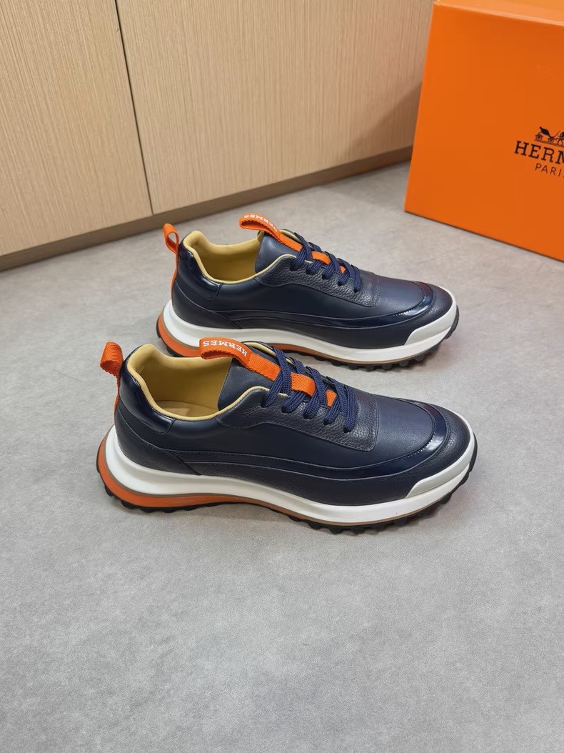 (Hermès) Bouncing sneakers.