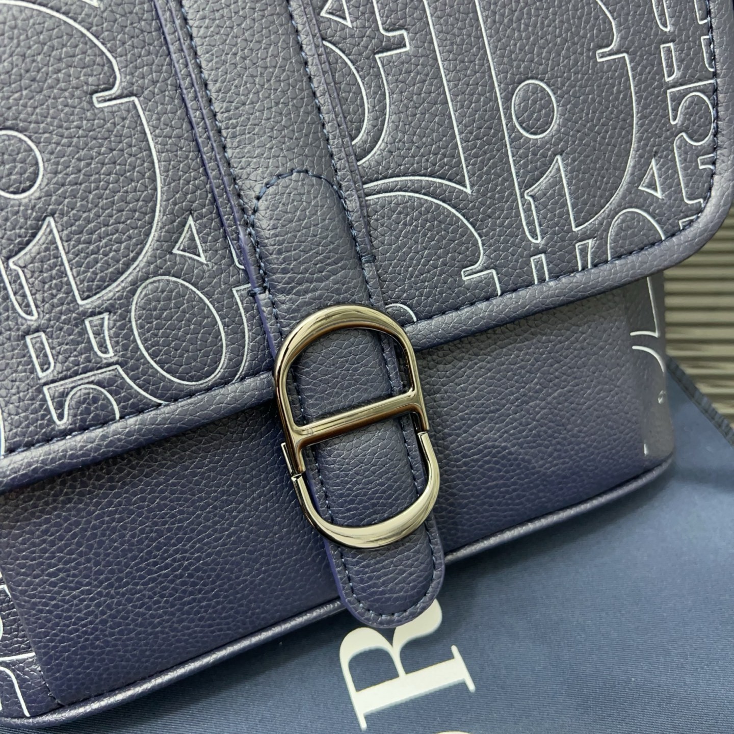 Sac messager à rabat Dior Daily