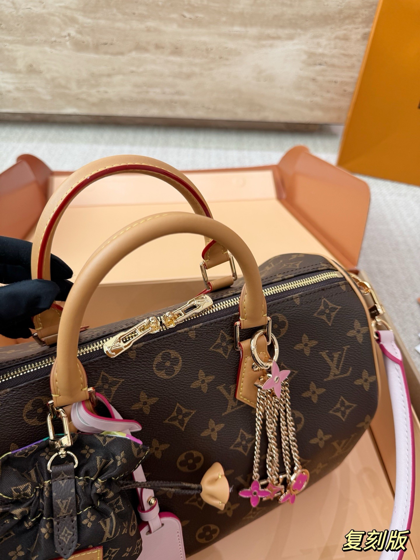 Louis Vuitton Speedy