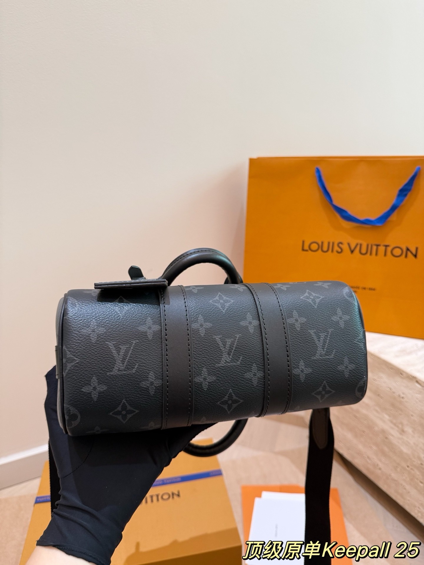 (Louis Vuitton)  Keepall Bandoulière 25