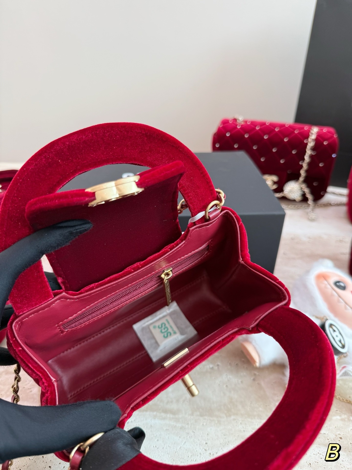 (Chanel) Mini Handbag.