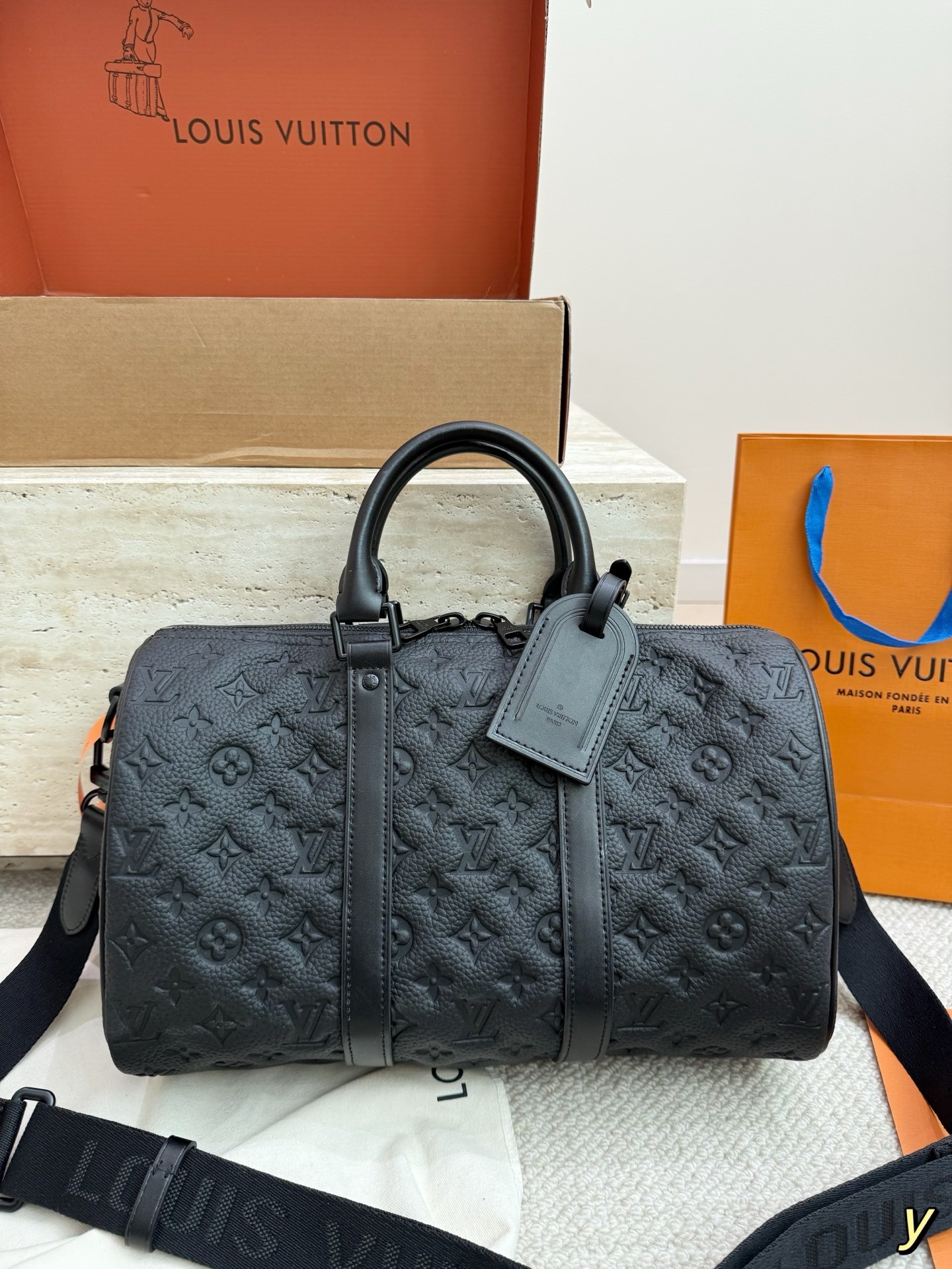 （Louis Vuitton）Keepall Bandoulière 35