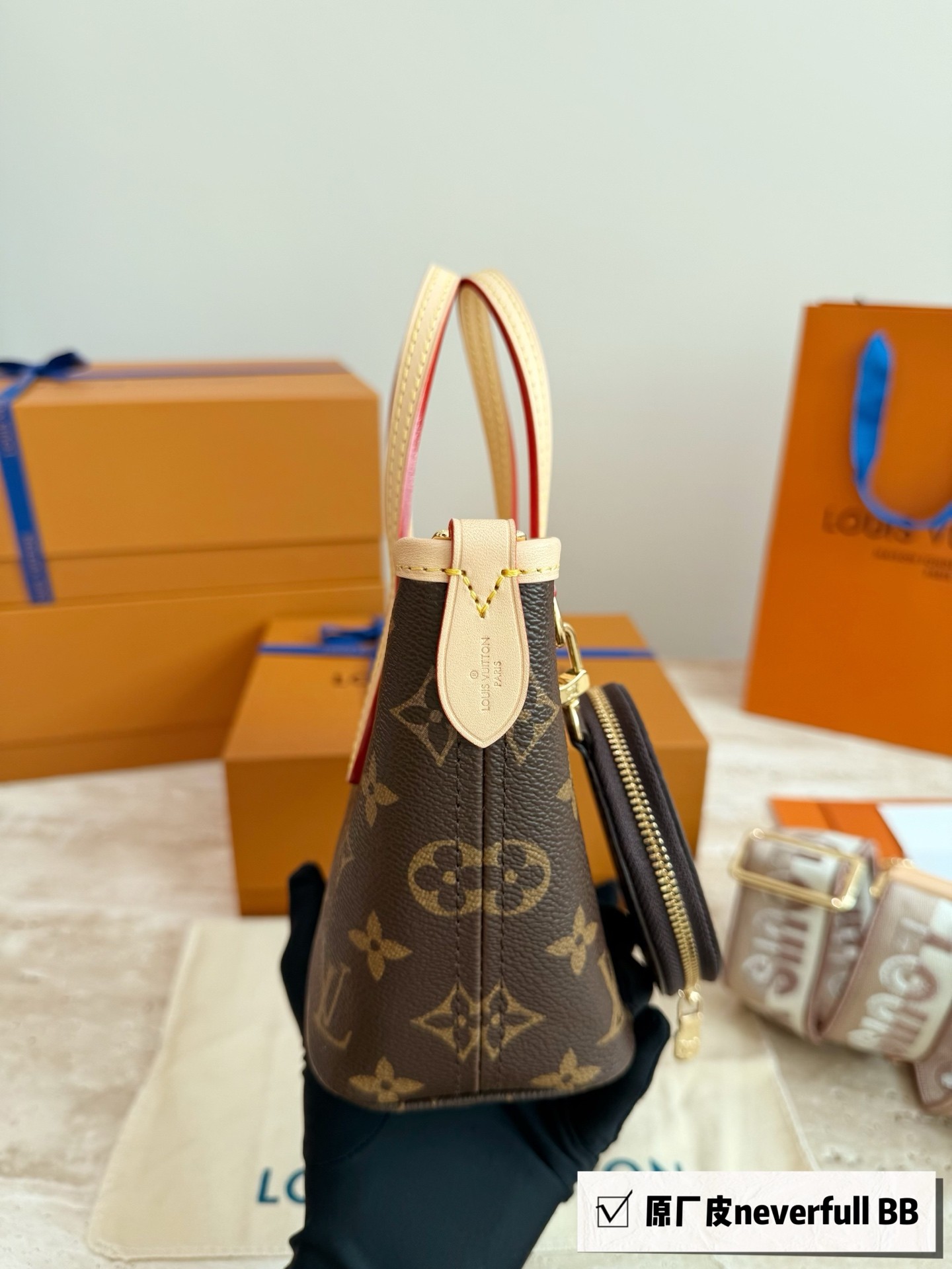 （Louis Vuitton） Neverfull BB