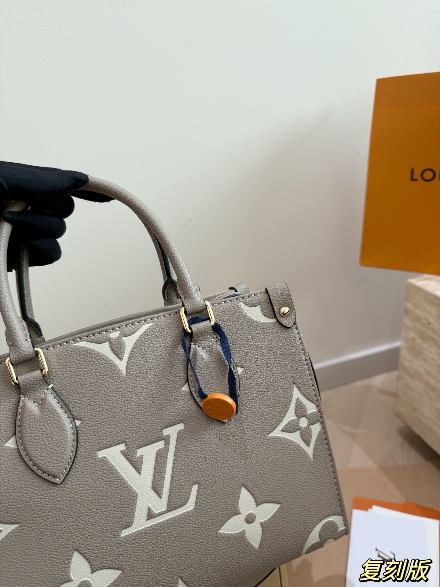 （Louis Vuitton）Onthego PM