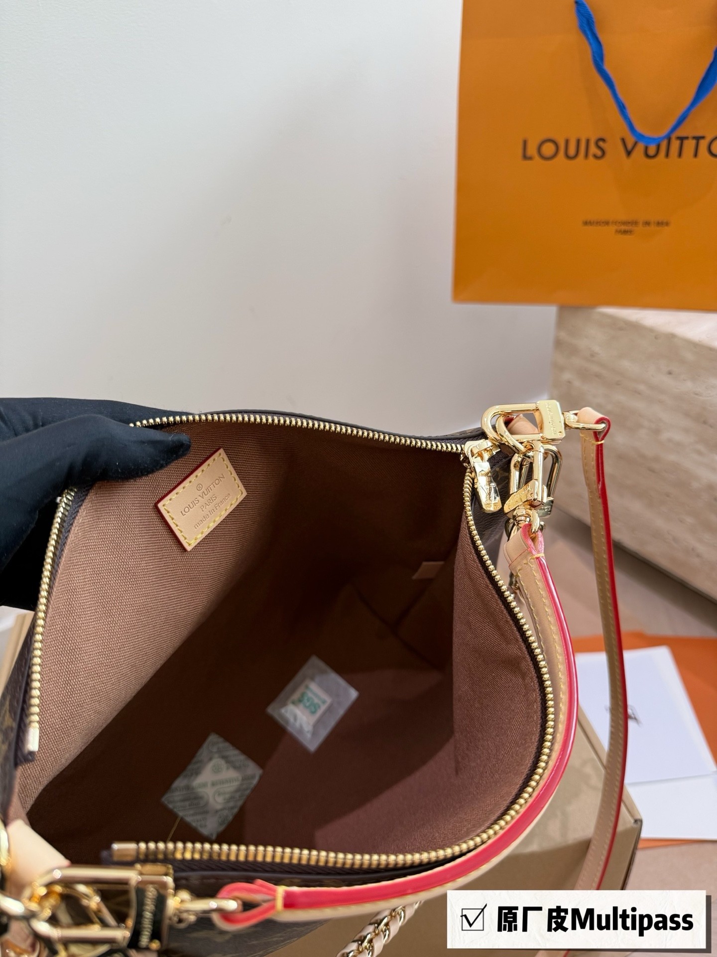 （Louis Vuitton） Multipass