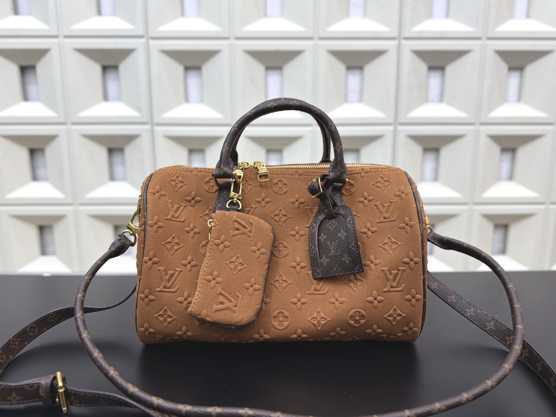 (Louis Vuitton) Speedy P9 Bandoulière 40 Handbag