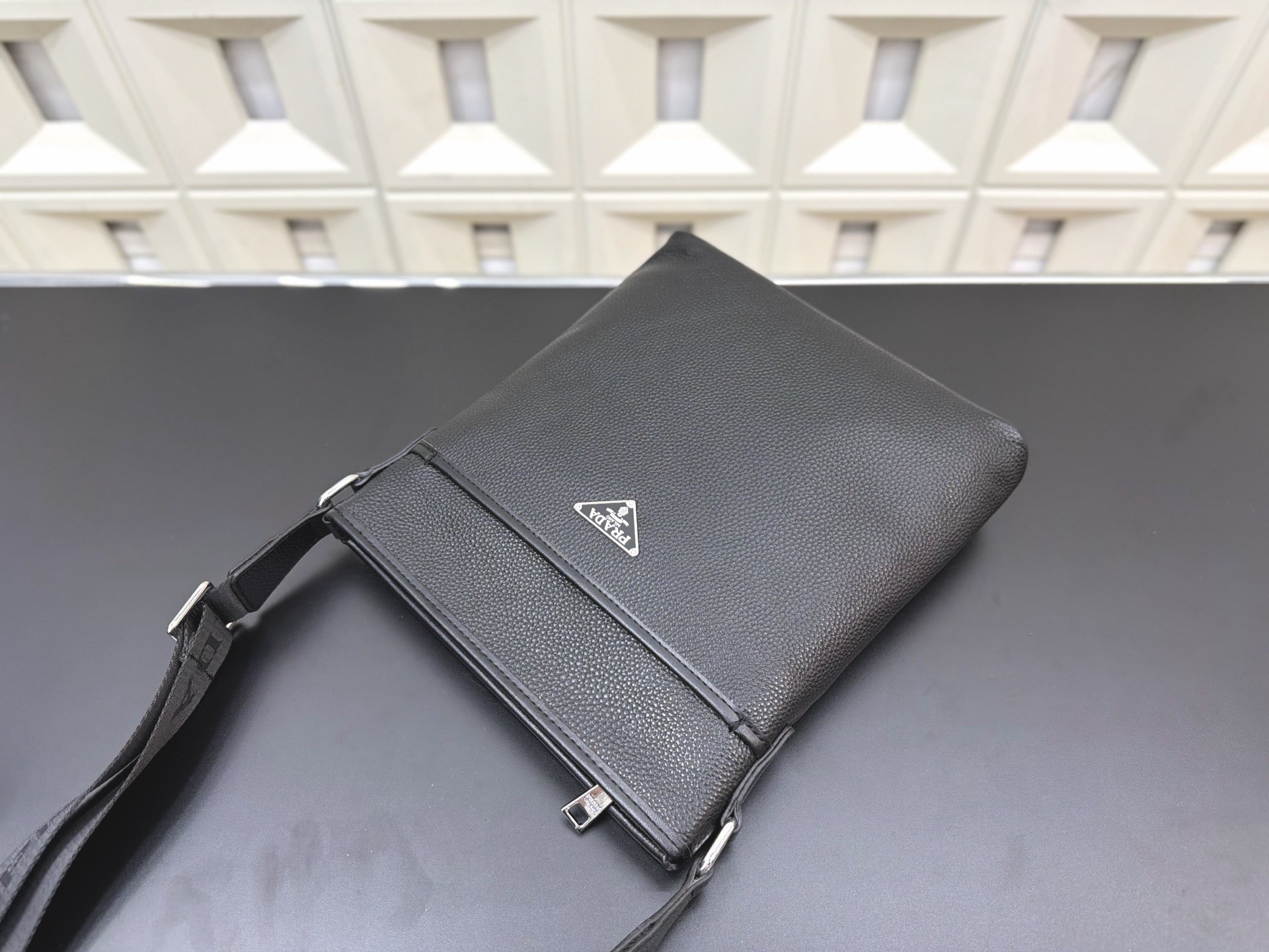 (Prada) Black Grained Leather Shoulder Bag