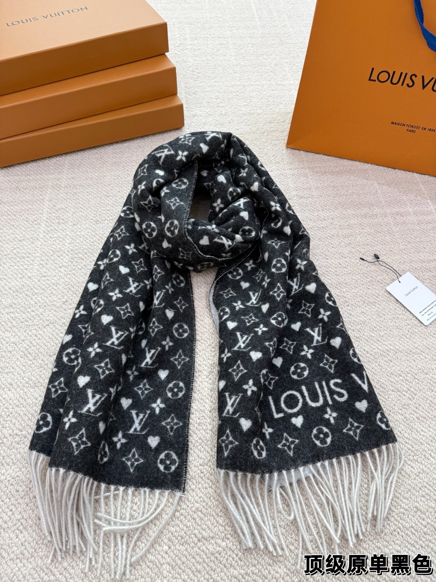 （Louis Vuitton）Game On