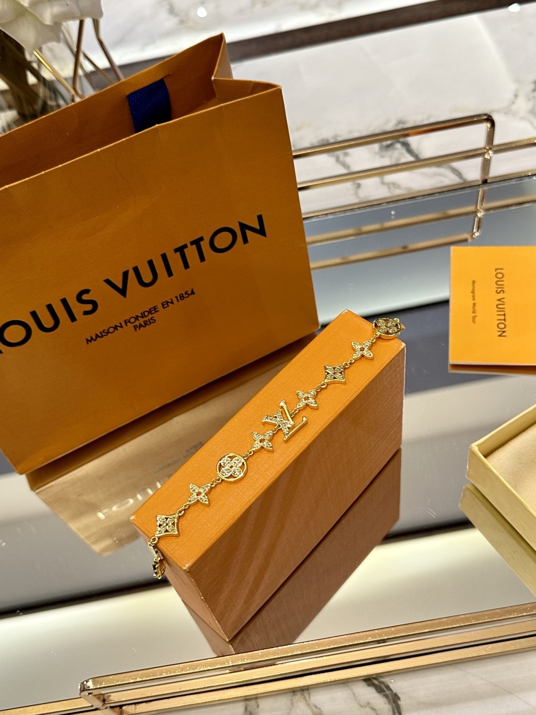 (Louis Vuitton) Bracelet à motif Monogram