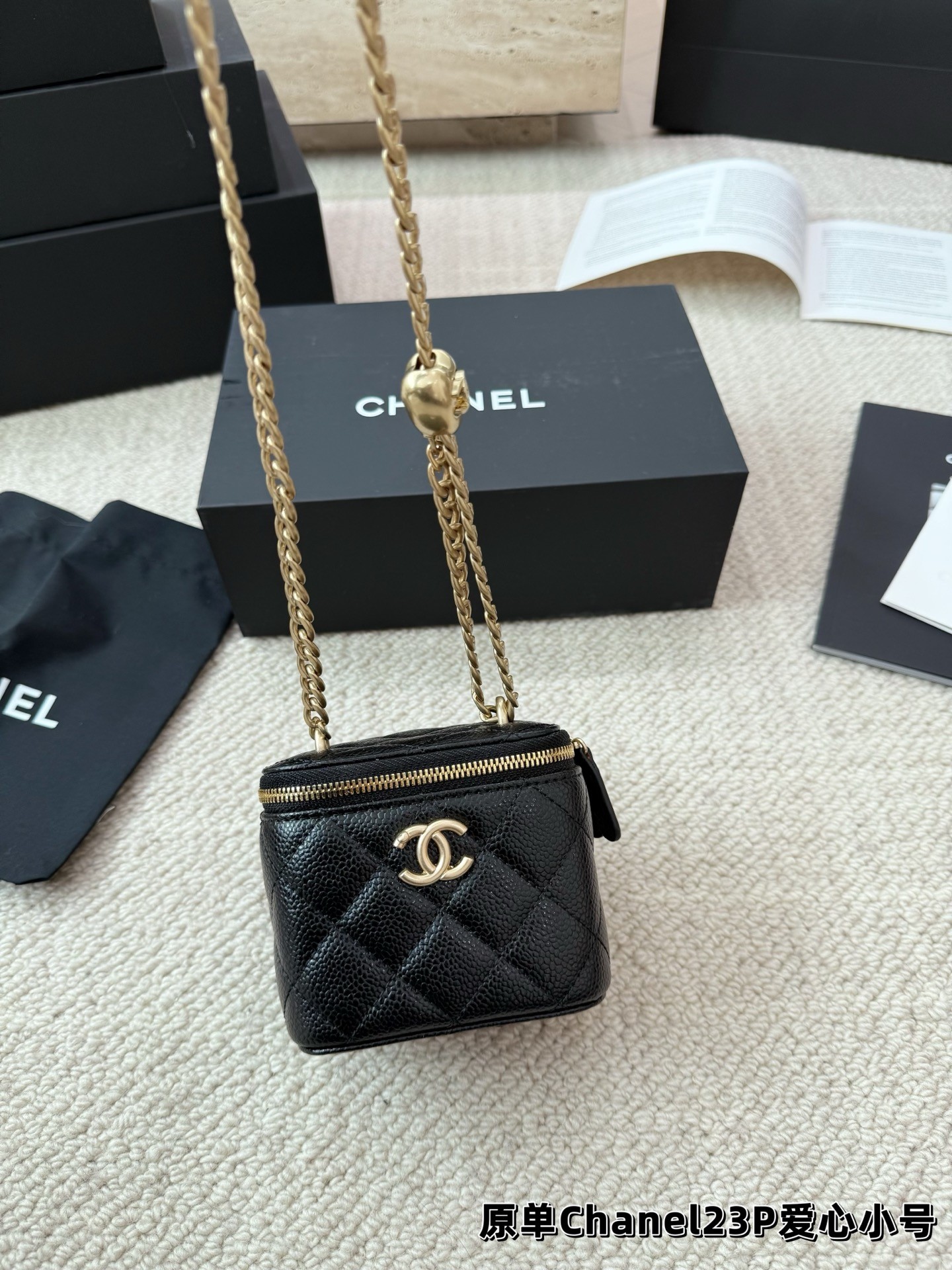 （Chanel）Sac mini boîte à boucle réglable en forme de cœur série 23P