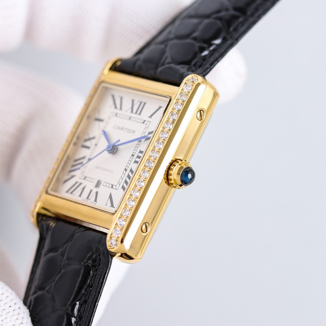 (Cartier) Men's automatic mechanical watch from the Tank collection.