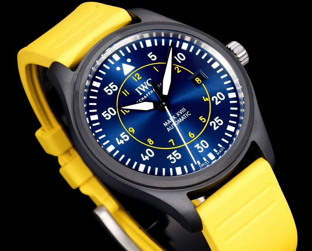 (IWC) “Blue Angels” U.S. Navy Flight Demonstration Team Special Edition from the Pilot's Watch Collection