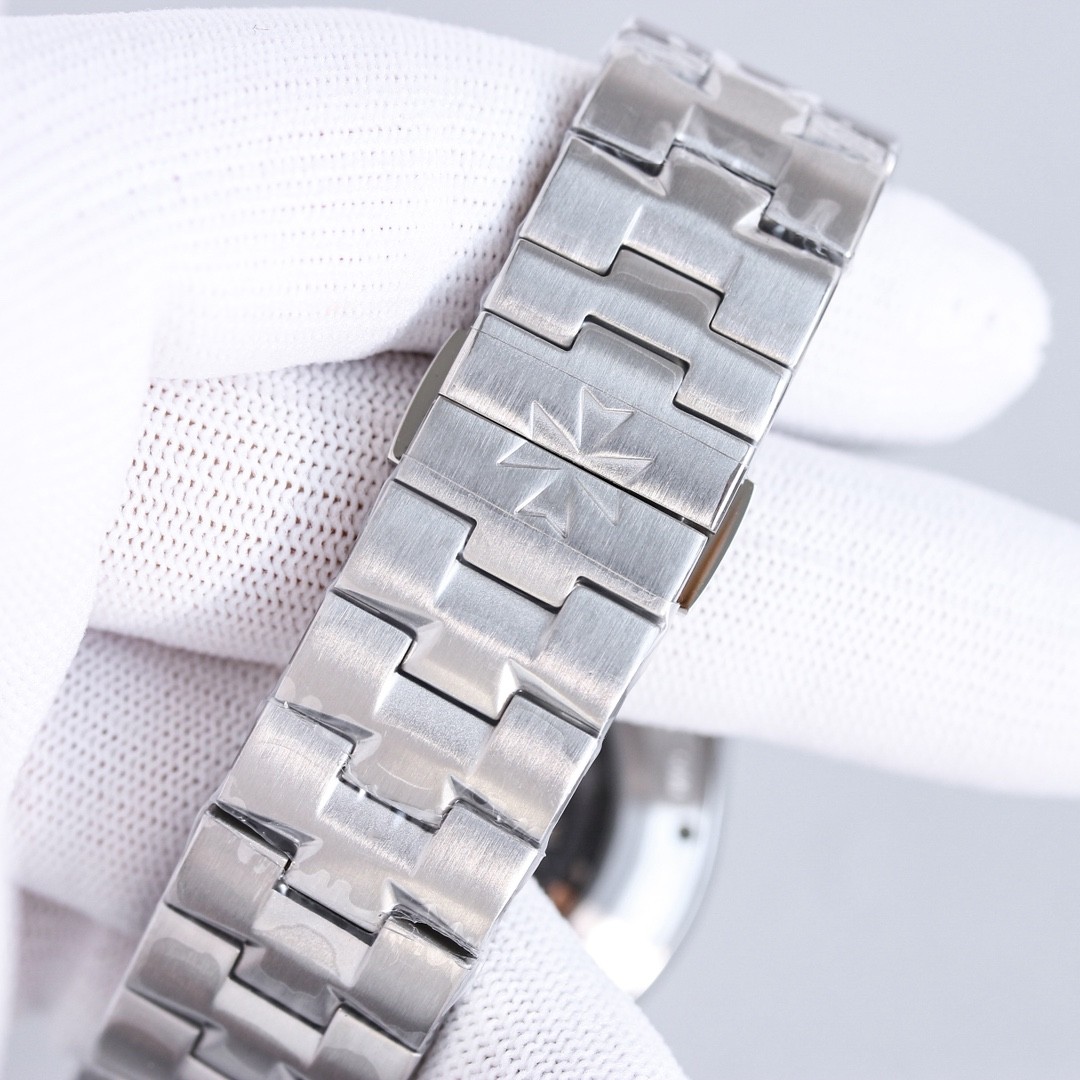 (Vacheron Constantin) Overseas