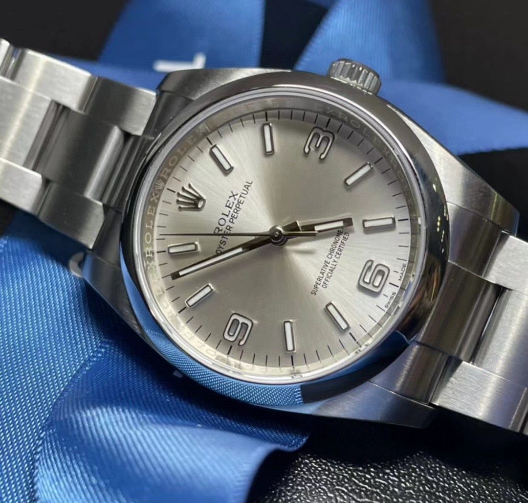 Rolex  Oyster Perpetual