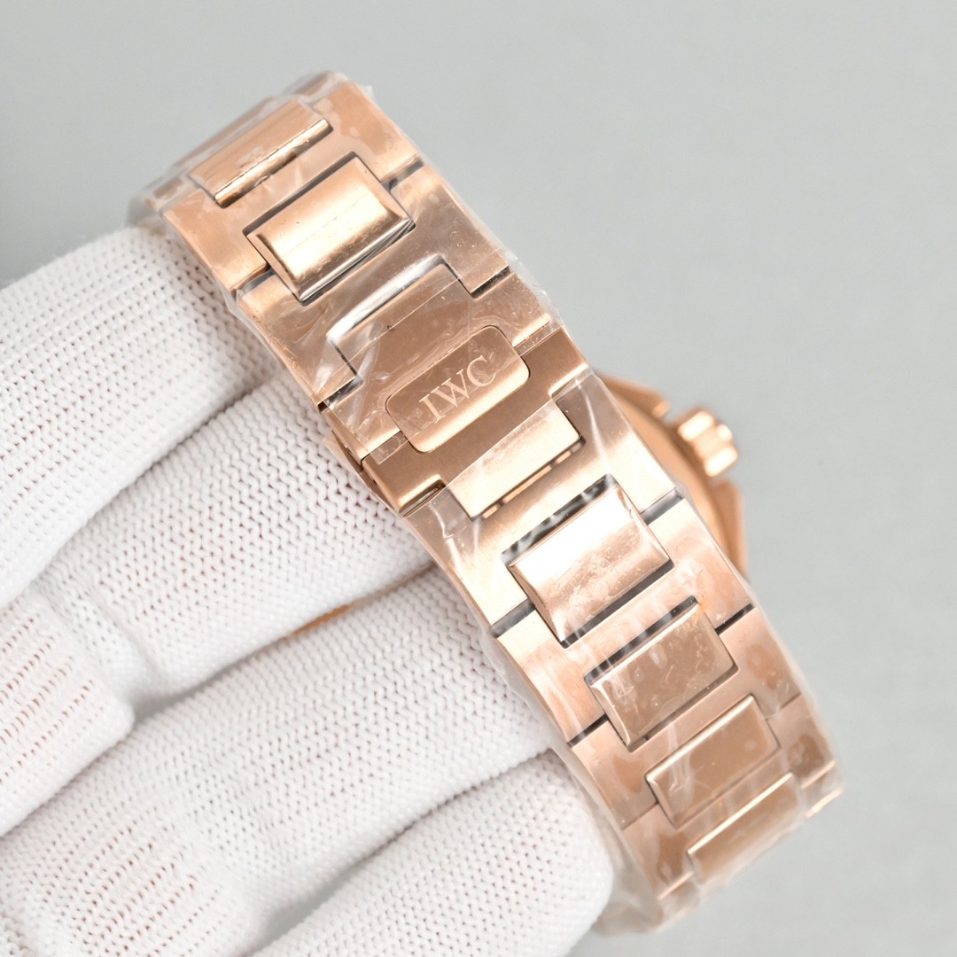 IWC Schaffhausen  Ingenieur Perpetual Calendar 41