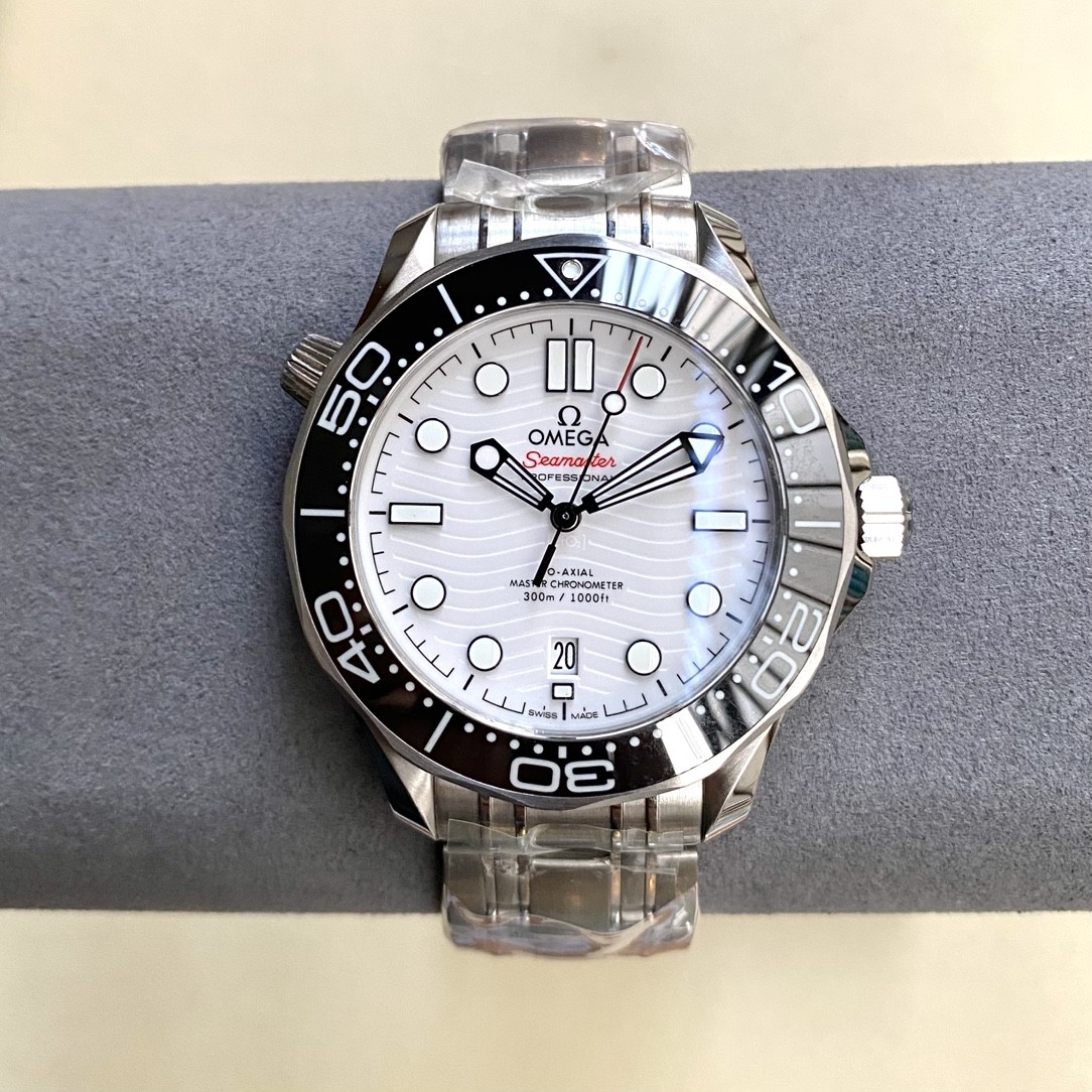 (OMEGA)  Seamaster Diver 300M