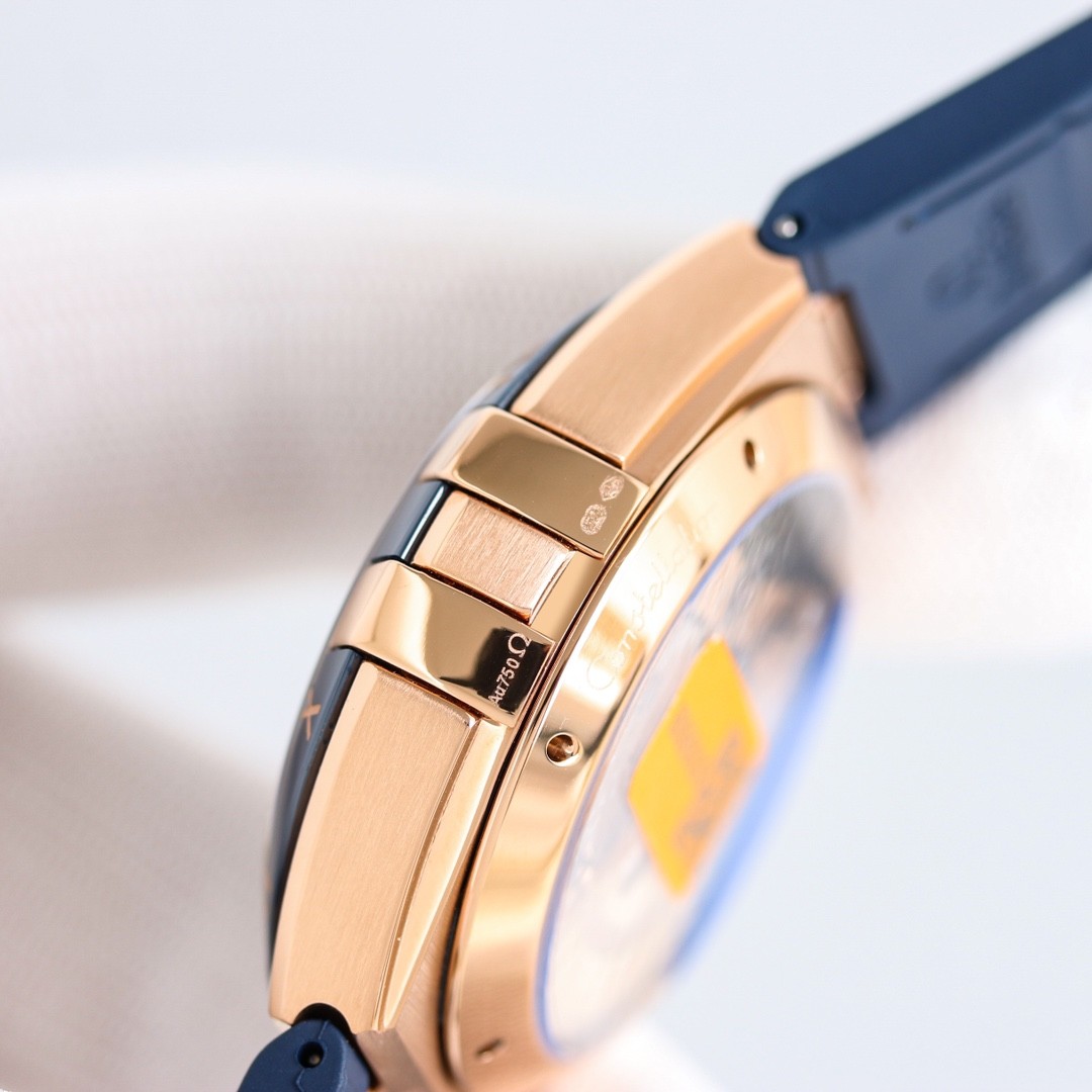 (OMEGA) Constellation Collection 41mm Master Chronometer.