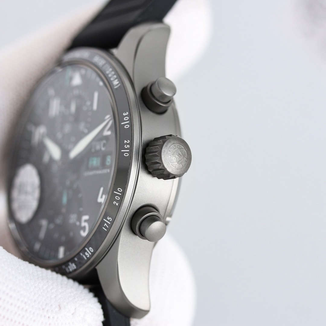 IWC  Pilot's Watch Performance Chronograph 41