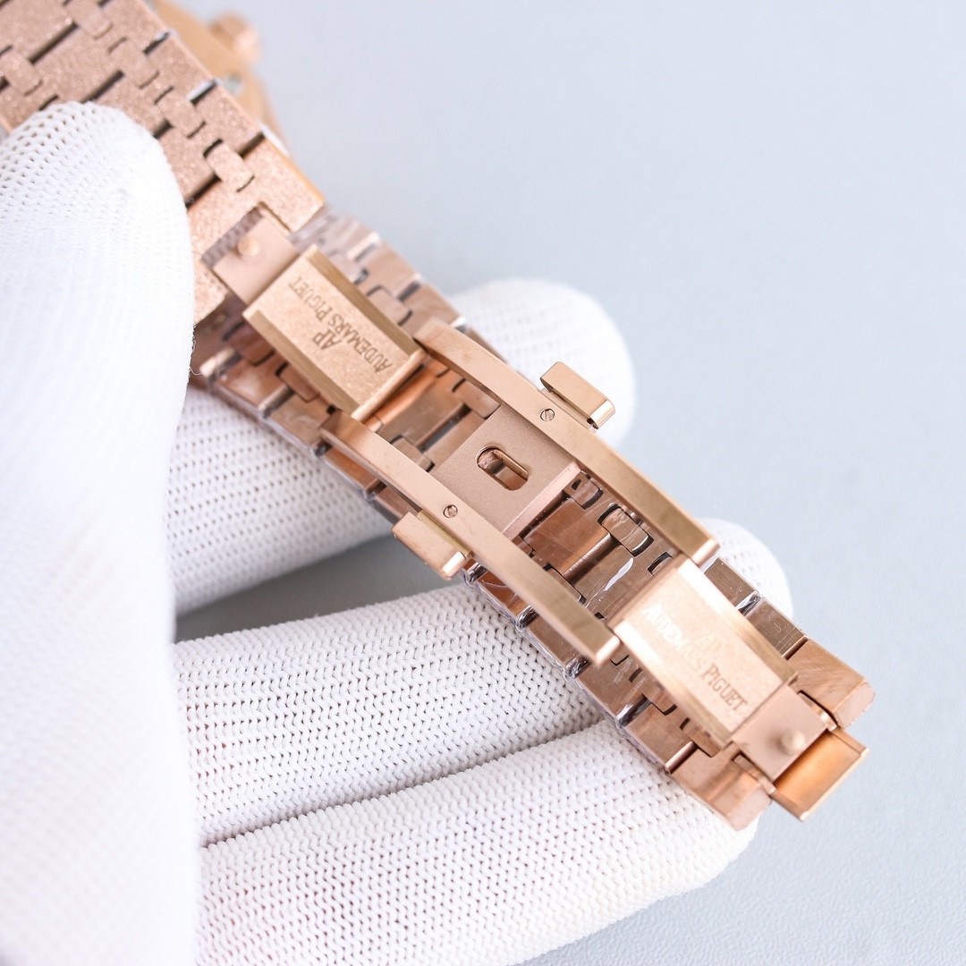 (Audemars Piguet) Royal Oak Frosted Gold Double Balance Wheel Skeleton Watch