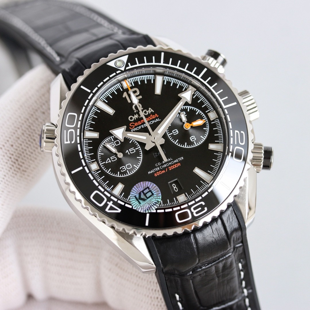(OMEGA) Seamaster Planet Ocean 600M “Deep Black” Chronograph