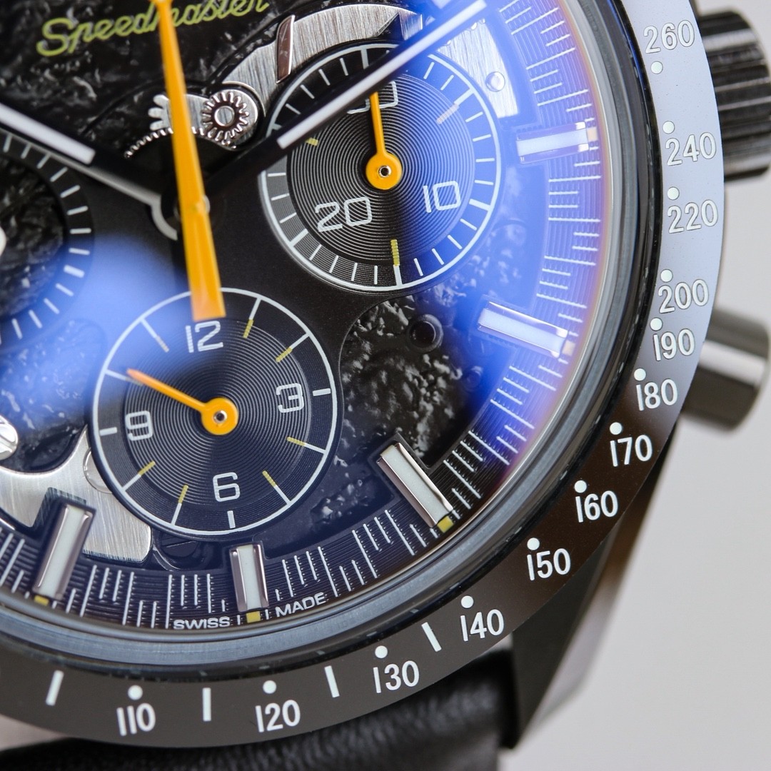 (OMEGA)（Speedmaster) Dark Side of the Moon