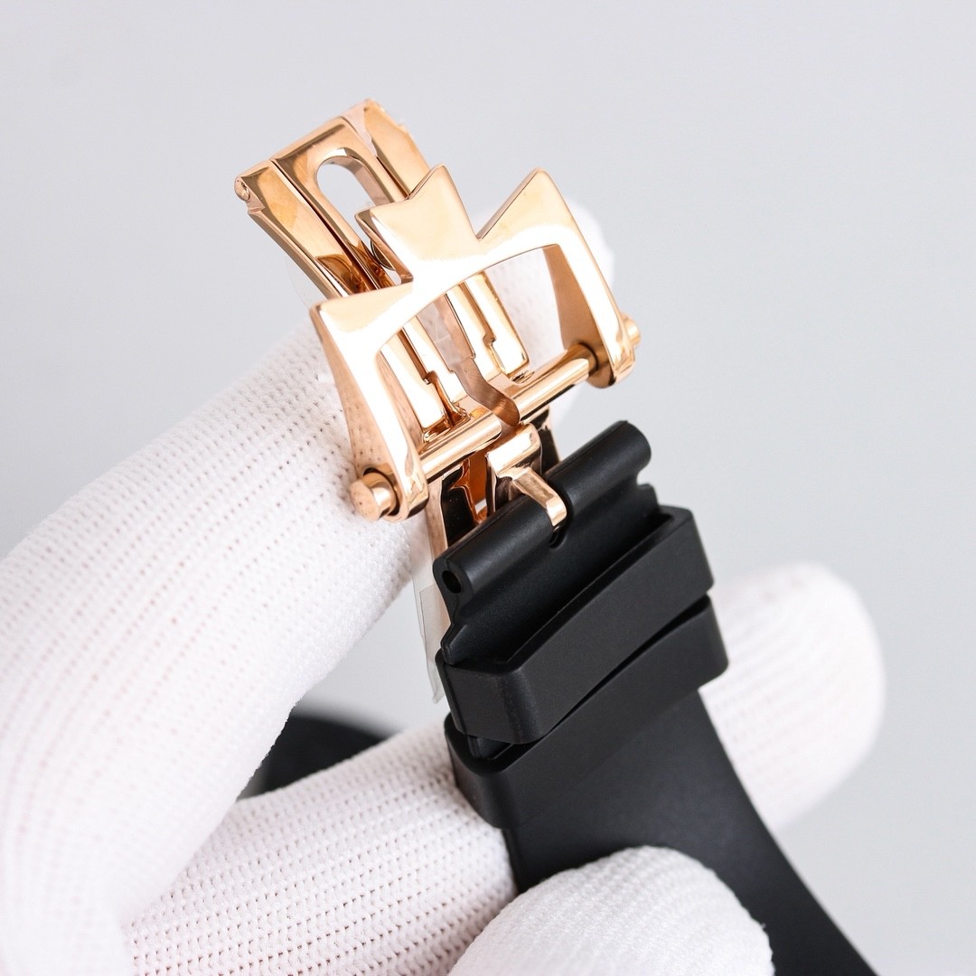 (Vacheron Constantin) Overseas