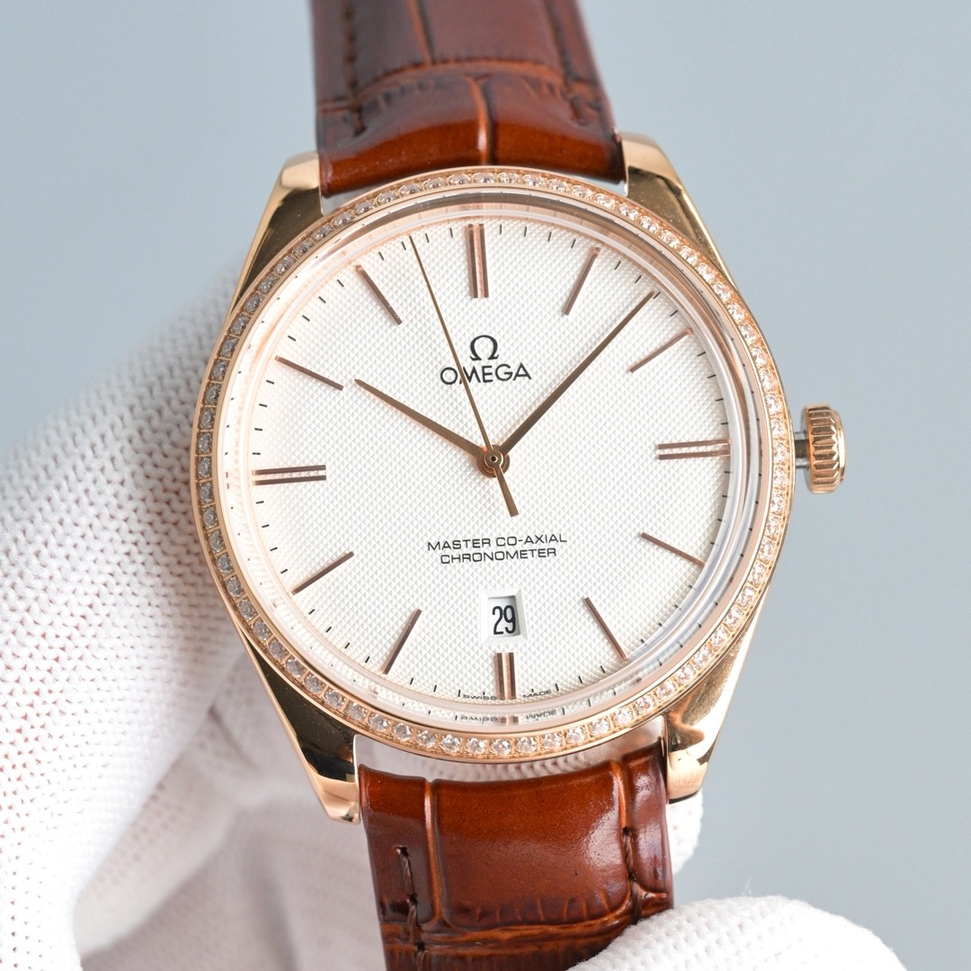 (OMEGA) De Ville Trésor Watch