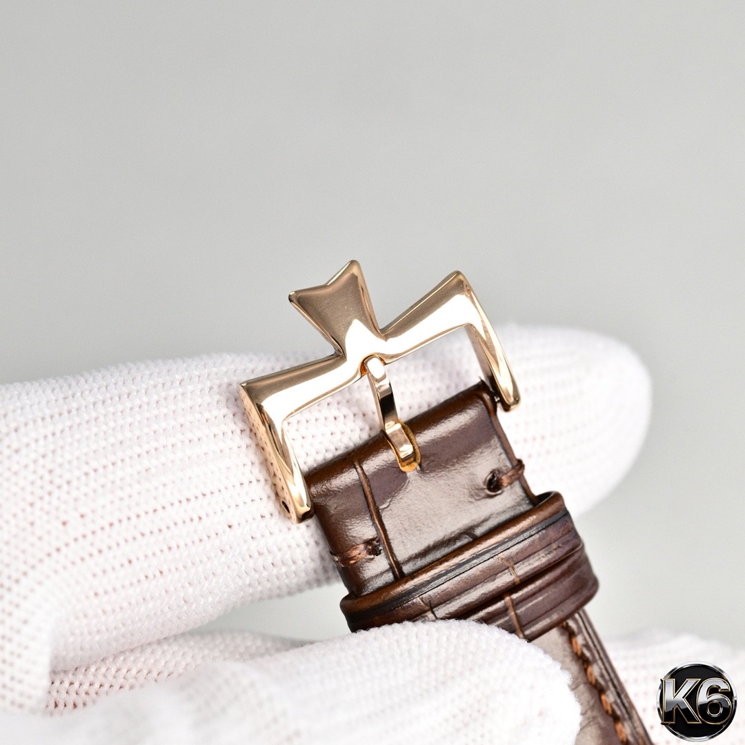 The tourbillon version of the Historiques American 1921 collection by Vacheron Constantin