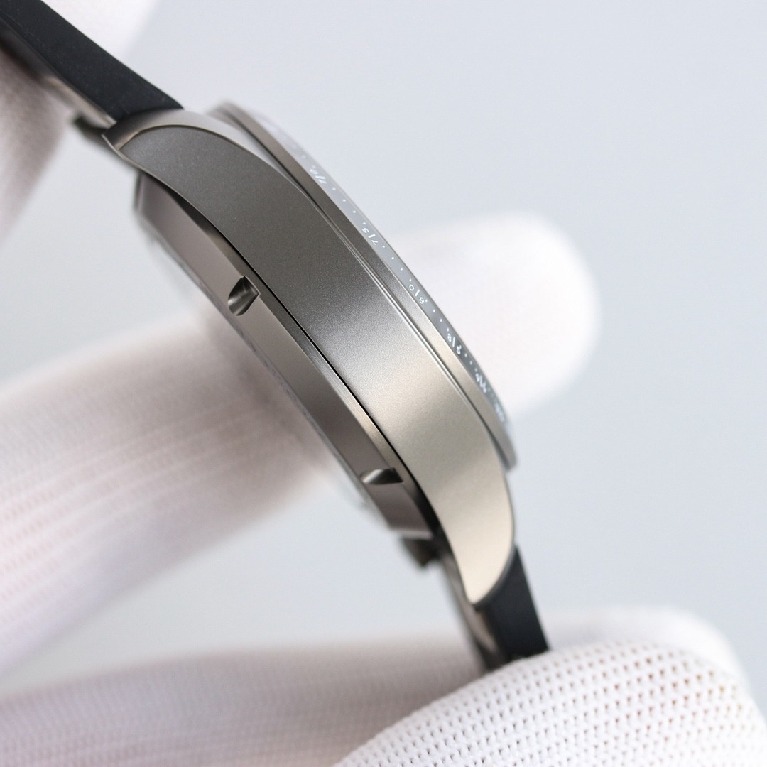 IWC  Pilot's Watch Performance Chronograph 41