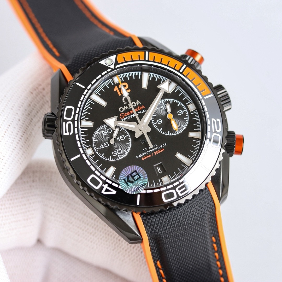 (OMEGA) Seamaster Planet Ocean 600M “Deep Black” Chronograph
